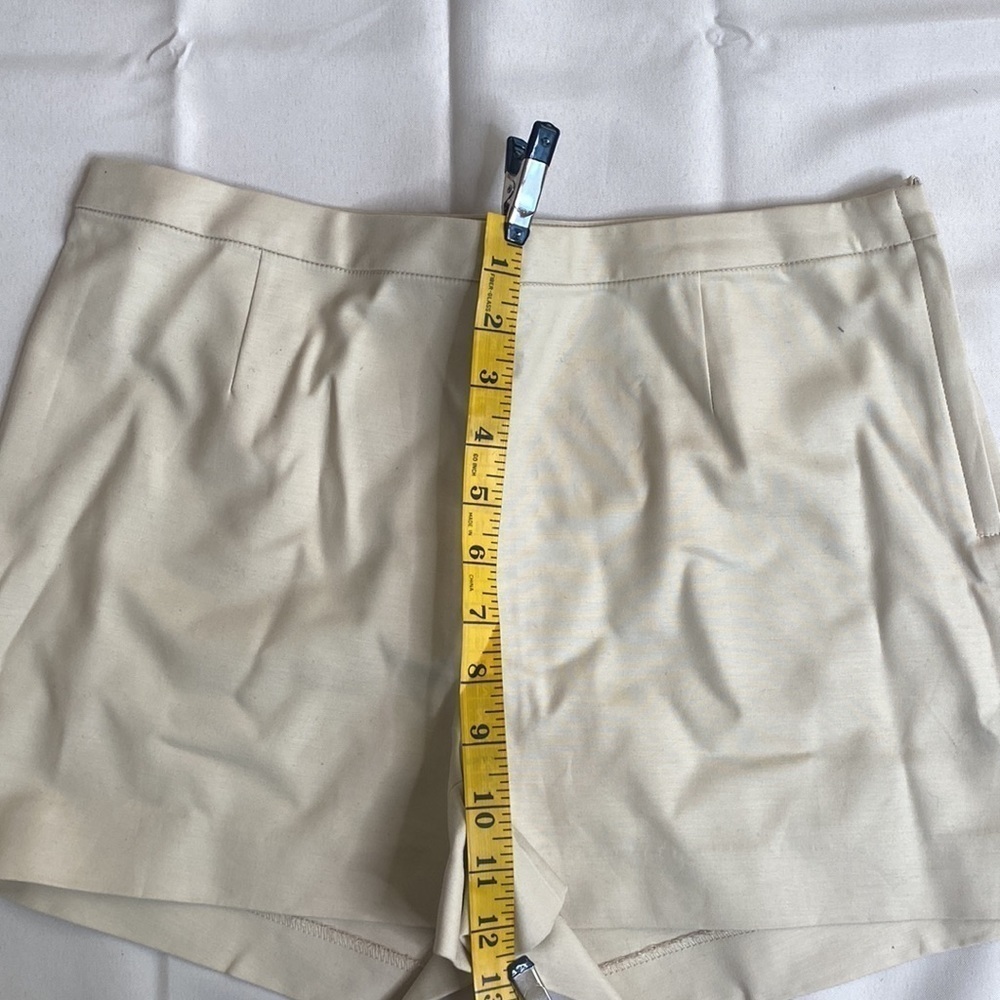 NEW H&M Beige/Tan Casual Shorts - Picture 6 of 11